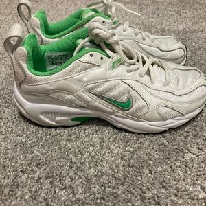 Nike White with Green swoosh and trim-Size 7-Lightly used